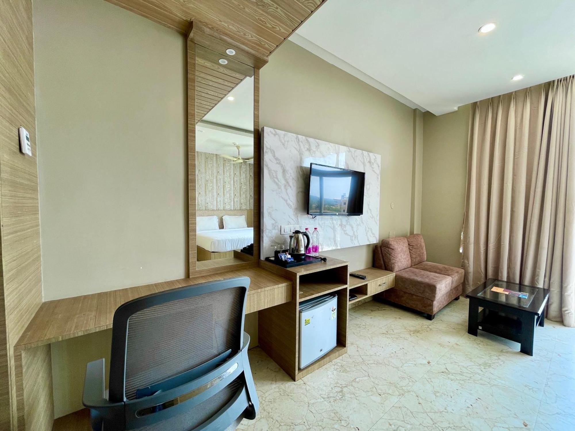 Hotel Tbs In Puri Εξωτερικό φωτογραφία