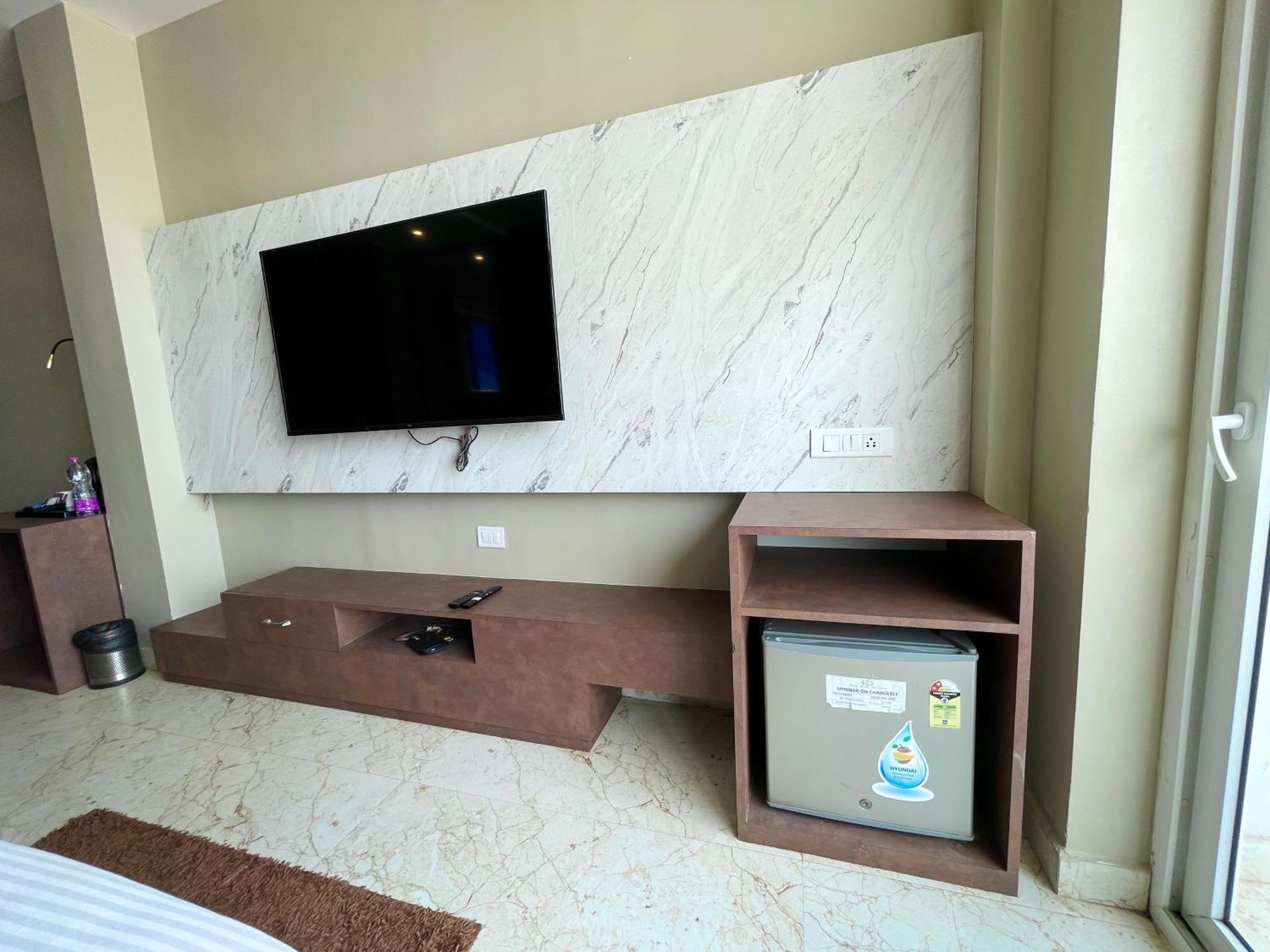 Hotel Tbs In Puri Εξωτερικό φωτογραφία